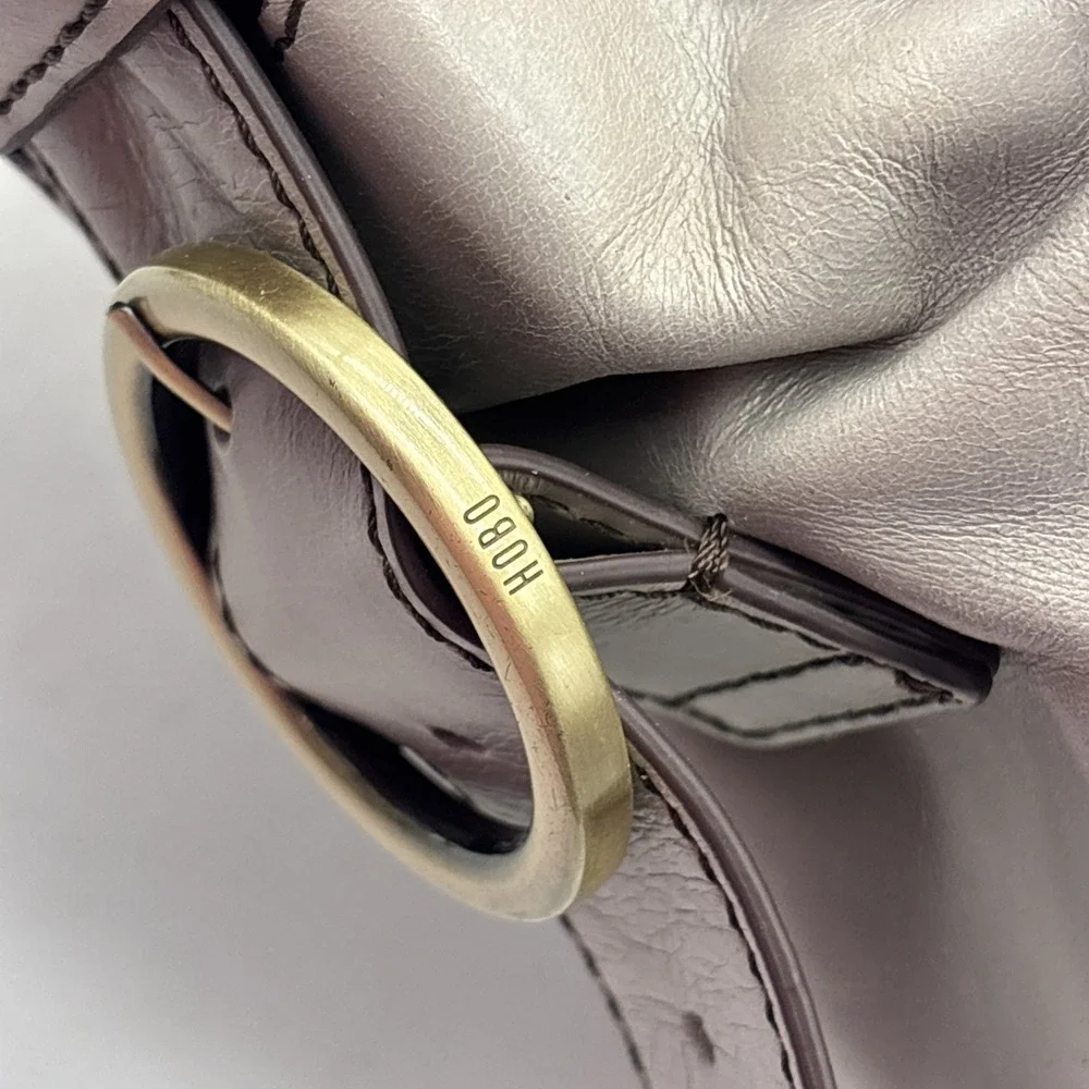 HOBO Int'l Render Shoulder Bag In Polished Leather Light Gray EUC